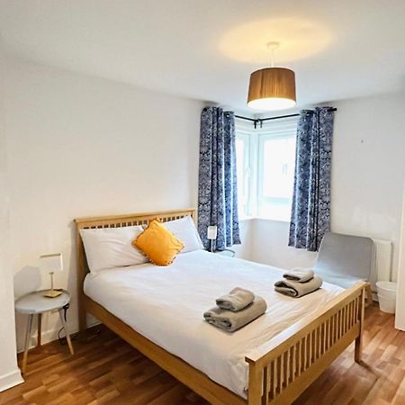 Modern Spacious Retreat Full Fibre Wi-Fi & Free Parking 에든버러 외부 사진
