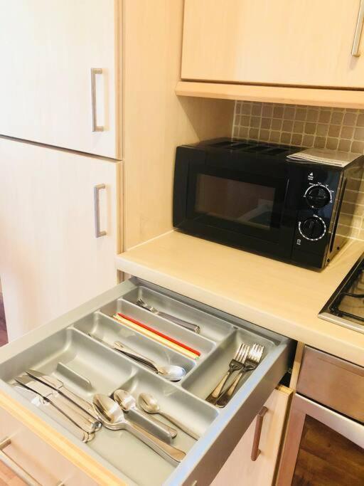 Modern Spacious Retreat Full Fibre Wi-Fi & Free Parking 에든버러 외부 사진