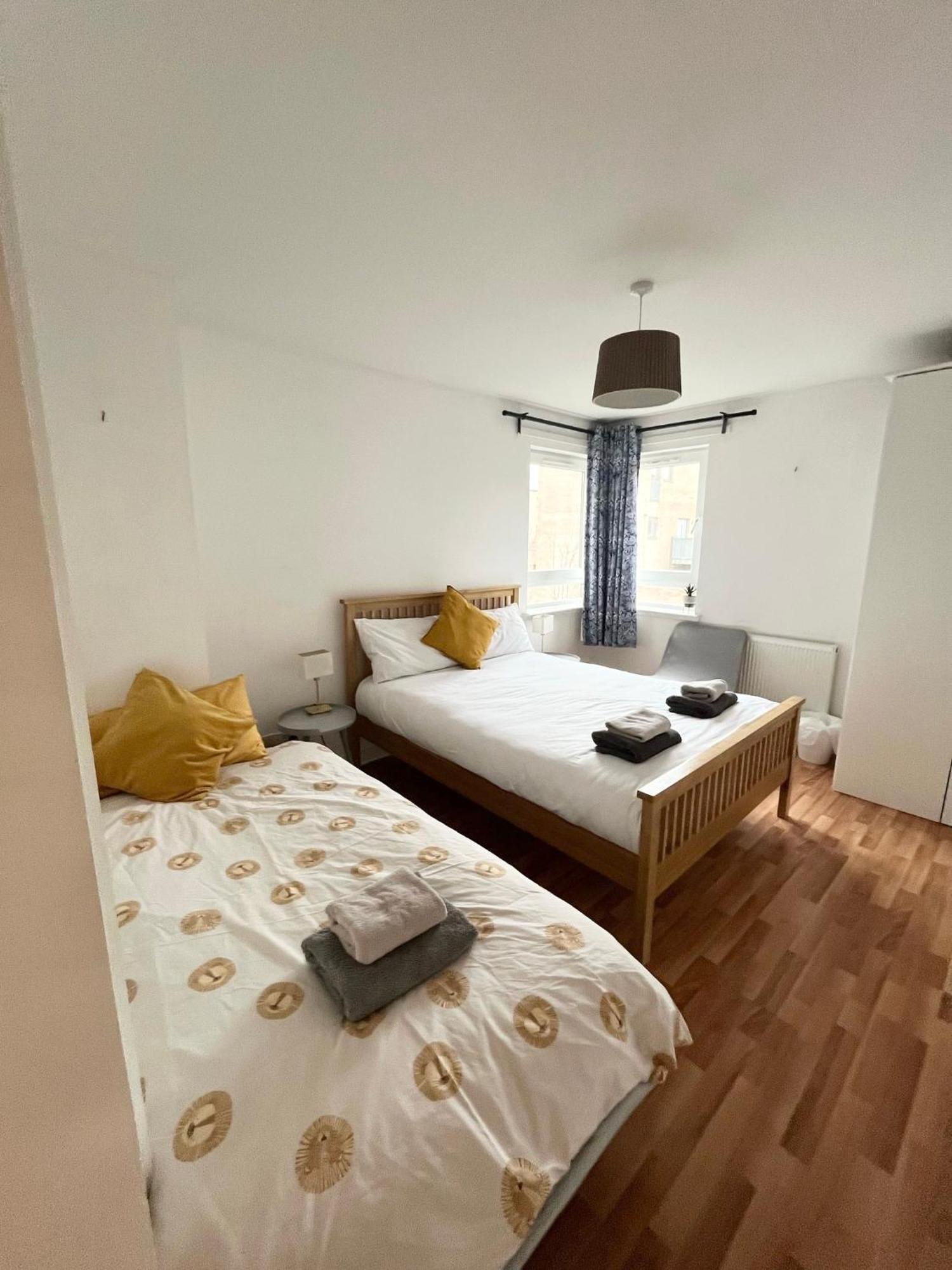 Modern Spacious Retreat Full Fibre Wi-Fi & Free Parking 에든버러 외부 사진